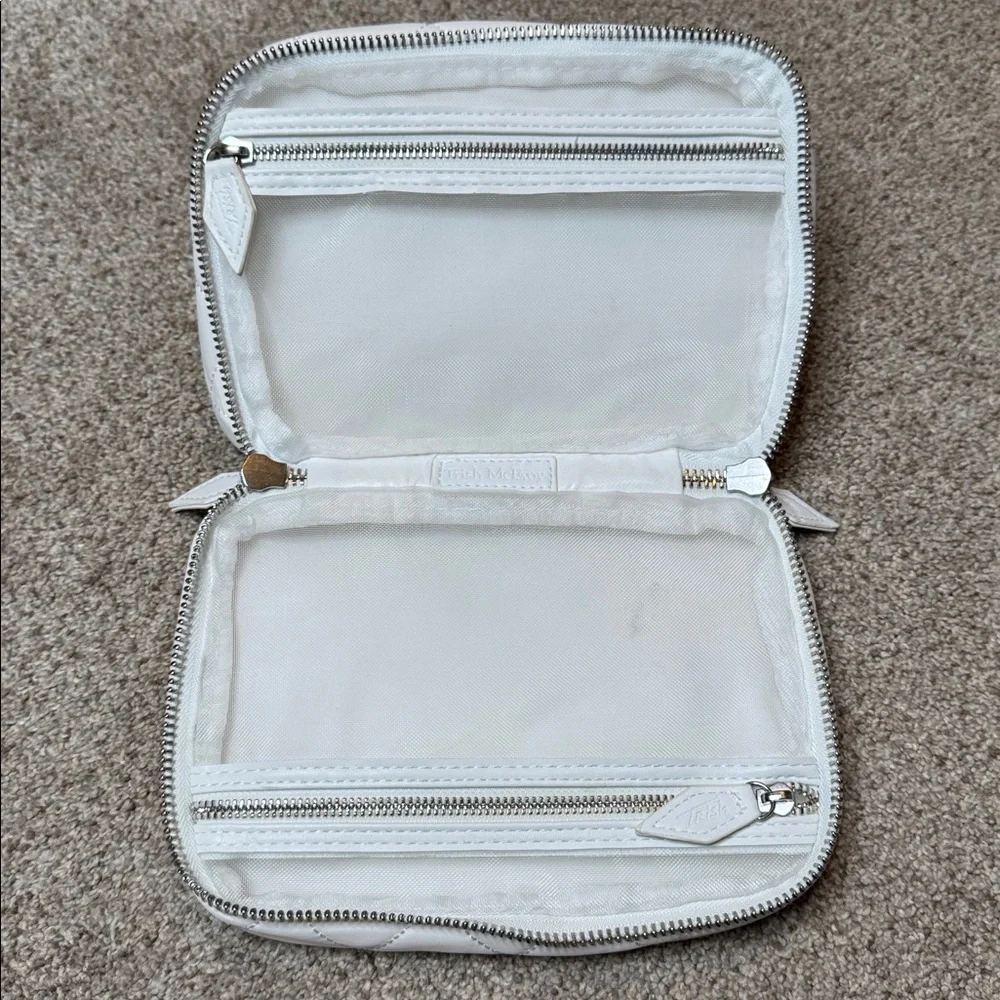 Trish McEvoy White Quilted Zip-Around Makeup Bag Travel Cosmetic Case